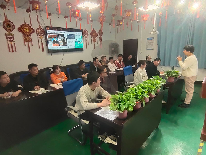 思维破茧，共赴成长：北京铝型材弯弧加工厂共读联盟学习小组进阶之旅