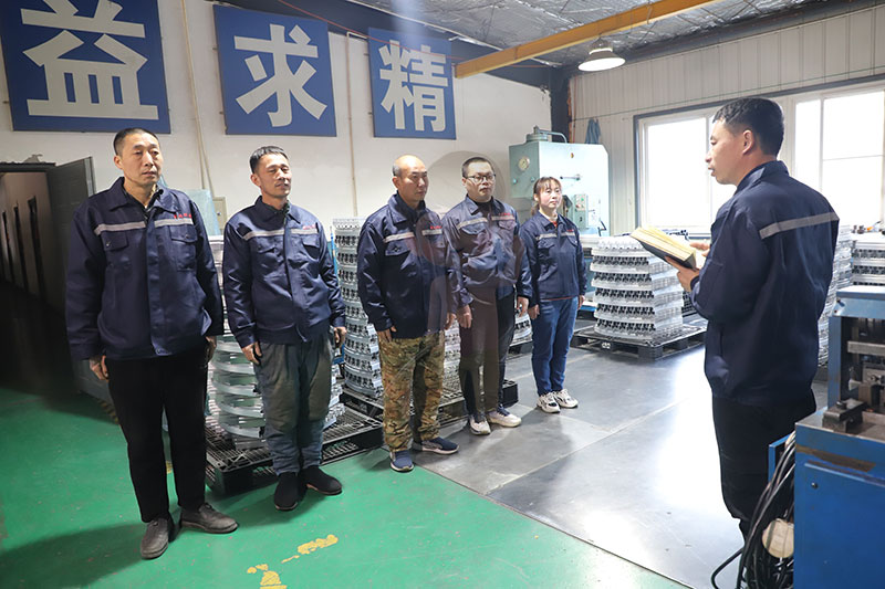 数字拉弯链接创新：北京铝型材弯弧加工厂互联网及新媒体宣传研讨会
