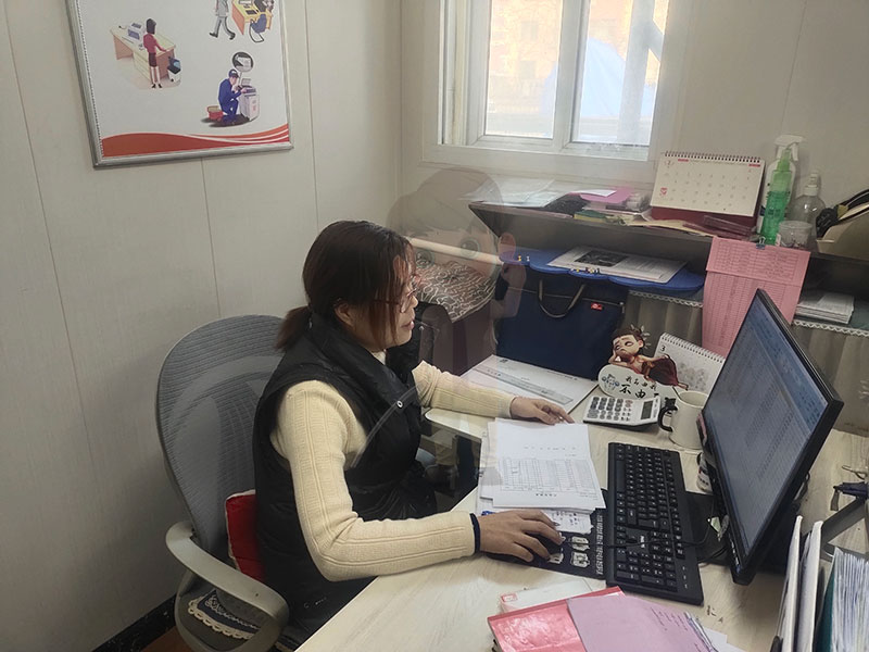 北京型材拉弯加工厂“三八”妇女节：致敬最美“她”身影